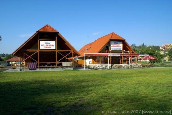 Penzion a kemp Koruna Zlatá Koruna Exteriér fotografie
